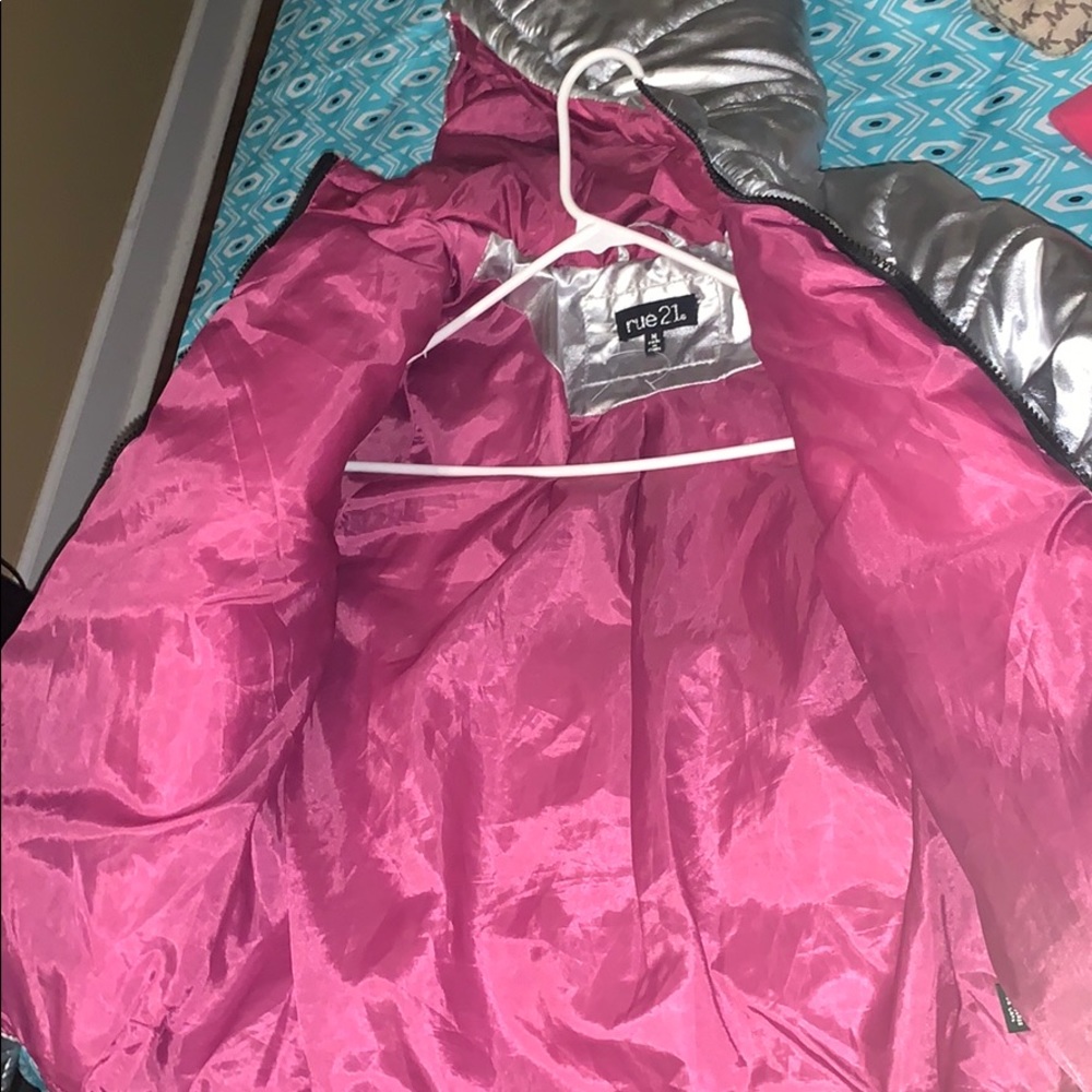 Jacket - Picture 3 of 3